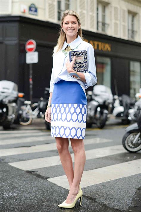 Work Office Outfit Ideas: How to Style a Pencil Skirt | Glamour