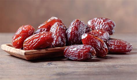 Best Dates available in Saudi Arabia and What are Their Types | Saudi Scoop