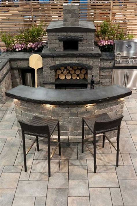 Outdoor Kitchen Ideas