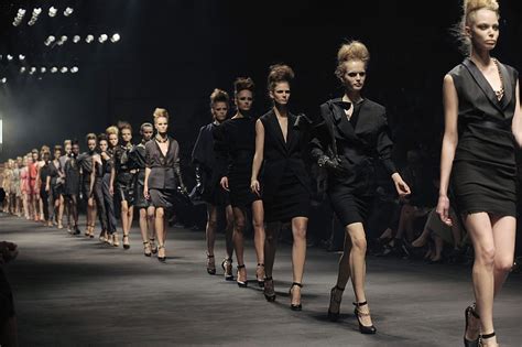 Lanvin SS10 01, lanvin, runway, fashion week, catwalk, fashion, HD wallpaper | Peakpx