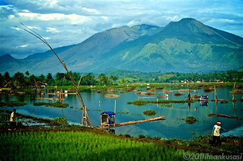 Situ Bagendit, Beautiful lake in garut-Western Java, Indonesia - Best Destination For Vacation ...