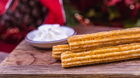 Pumpkin Spice Churros | Disneyland Holiday Churros 2018 | POPSUGAR Food ...