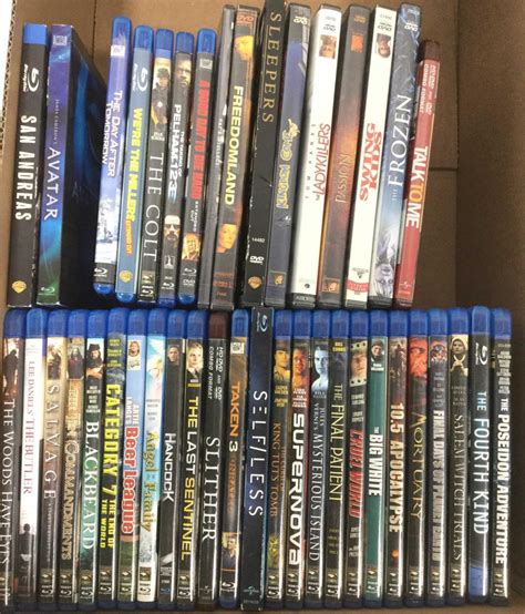 Lot - (41) Assorted Blu-Ray, DVD, HD-DVD Movies