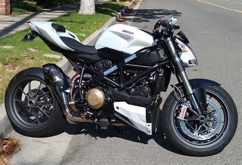 Ducati Streetfighter Custom | Takeyoshi images