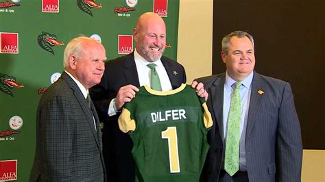 UAB hires Super Bowl winner Trent Dilfer as next football coach