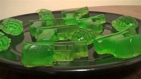 How to Make Homemade Gummy Candy with Real Fruit Juice | Delishably