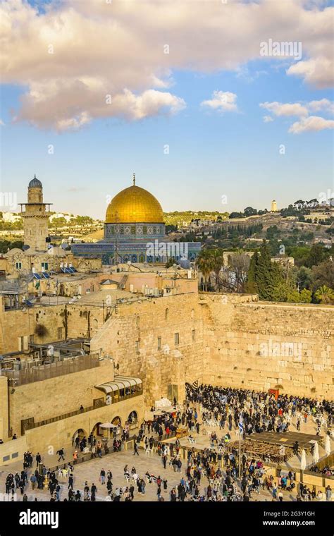 Temple Mount Jerusalem Aerial View High Resolution Stock Photography and Images - Alamy