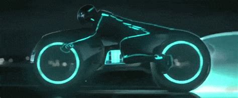 Will There Be A 'Tron 3'? According To Joseph Kosinski It Was Planned ...