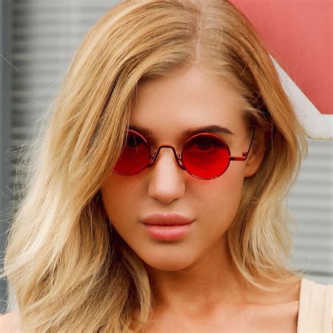 QPeClou New Vintage Round Sunglasses Women Brand Red Lens Sunglasses ...