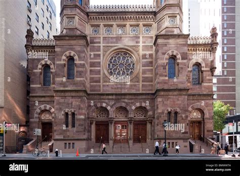 facade of Central Synagogue, Lexington Avenue, Manhattan, New York City, USA Stock Photo - Alamy