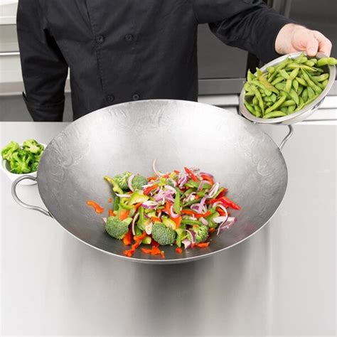 What is a Wok? Types, Uses, Materials, & More