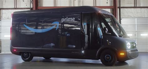 Amazon unveils its Rivian-made electric delivery van with cool interior - Electrek