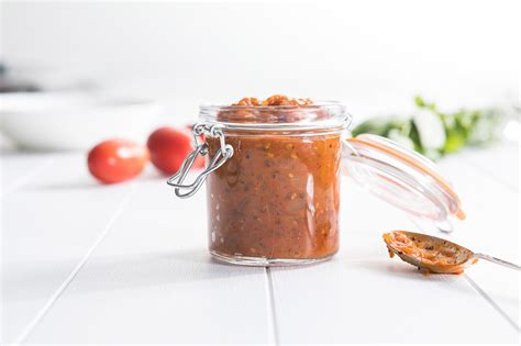 Fresh Tomato Sauce Recipe | Healthy Lunch Box