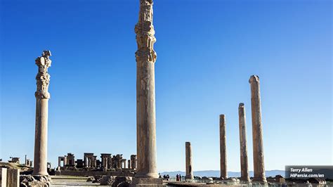 Apadana Palace in Persepolis, Fars - Hipersia