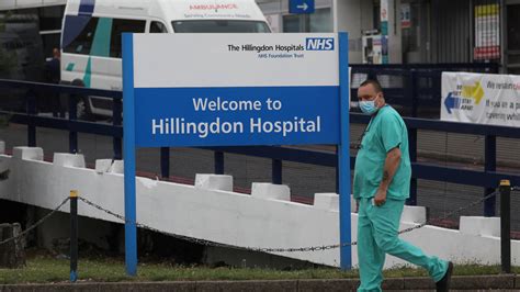 Emergency admissions restart at Hillingdon Hospital after Covid-19 ...