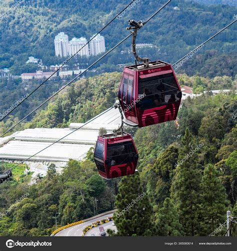 Genting Highlands Cable Car : Genting highlands.on top of the mountain theme park. - serpiqh