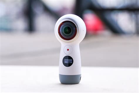 Samsung Gear 360 Review - Pixel Thick