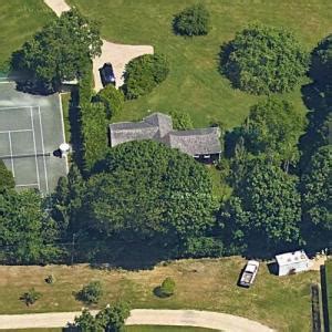 Jimmy Buffett's House in Sag Harbor, NY (#3) - Virtual Globetrotting