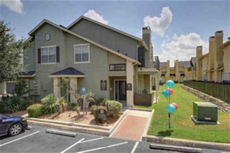 Castle Hills Townhomes Rentals - San Antonio, TX | Apartments.com