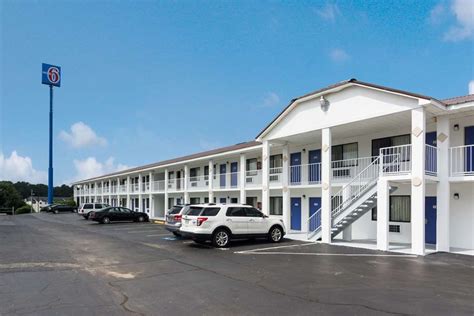 Motel 6, Sumter Images & Videos- Tourist Class Sumter, SC Hotels: Travel Weekly