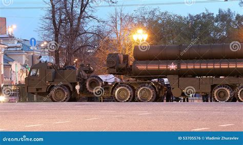 S-400 Triumf (SA-21 Growler)Russian Anti-aircraft Missile System ...