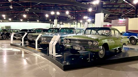 The Best classic cars showrooms in Dubai - CAR PHOTOGRAPHER