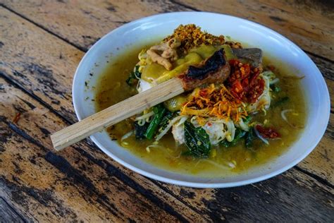 15 Makanan Khas Bali yang Patut Masuk Daftar Kulineranmu, dari Sate Lilit sampai Jukut Ares ...