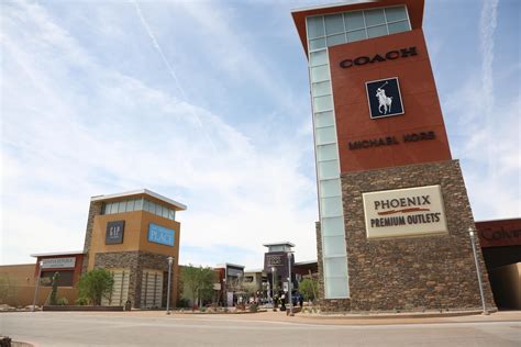 Shop Till You Drop: The Phoenix Premium Outlets Now Open