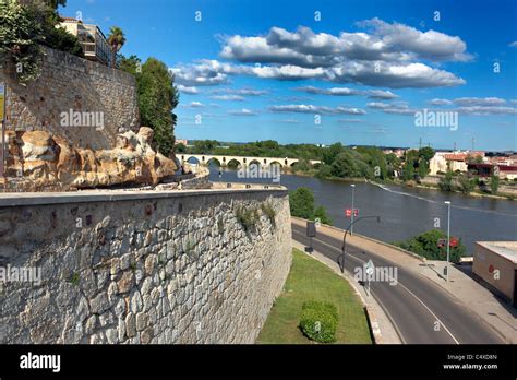 Duero river, Zamora, Spain Stock Photo - Alamy