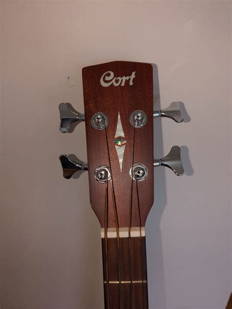 Cort acoustic bass | Guitars | Edmonton | Kijiji