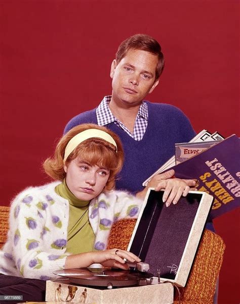 Patty Duke and Eddie Applegate promotional photo for THE PATTY DUKE SHOW (1963) | Patty duke ...