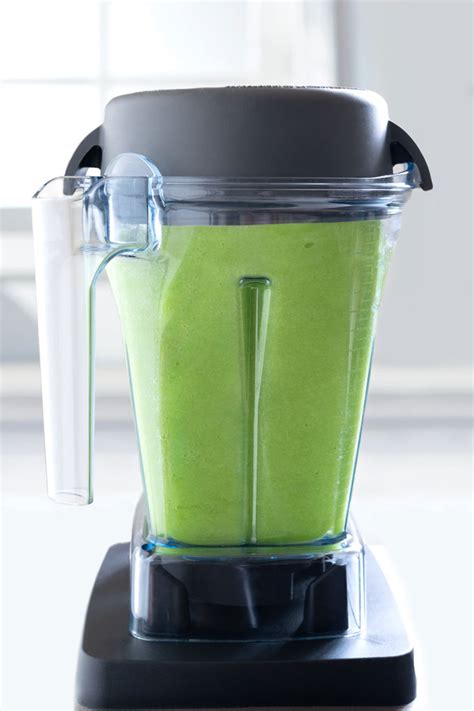 How to Use Vitamix Correctly - 7 Tips and Tricks | Nutrition Refined