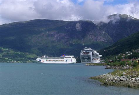 Olden, Norway Cruise Ship Schedule 2023 | Crew Center