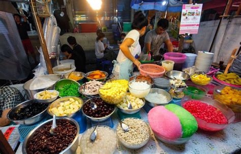 Hua Hin Night Market - Jurassic Mountain Resort