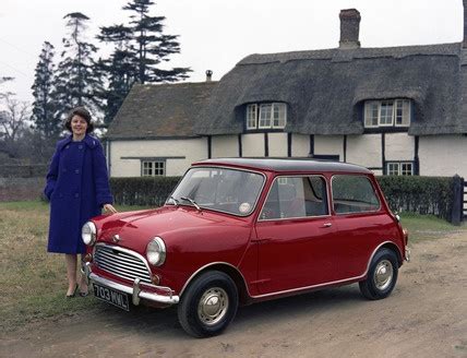 Morris Mini Cooper 1962 | Classic mini, Mini morris, Classic car magazine