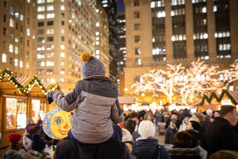 Chicago Christkindl Market - visitorfun.com