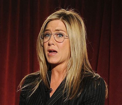 Jennifer Aniston says its Ok to wear aviators as eyeglasses. If this eyewear fashionista aproves ...