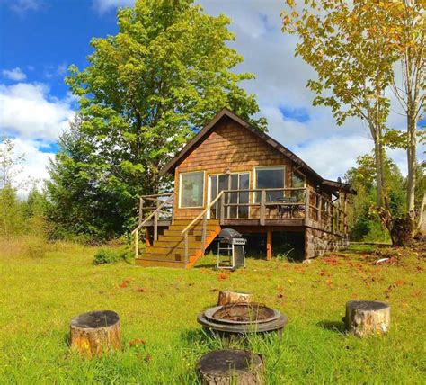 Take in the gorgeous views at this secluded Washington cabin | Cottage Life