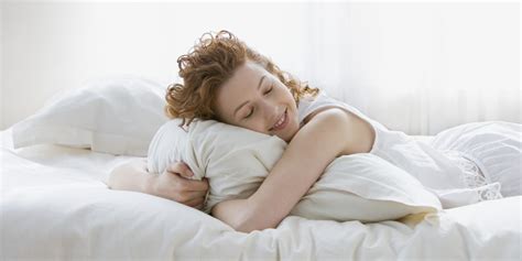 3 Steps To Create The Most Comfortable Bed You'll Ever Sleep On | HuffPost