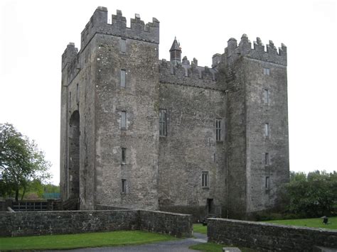 Bunratty Castle | Tourist spots, Castles in ireland, Ireland tourist