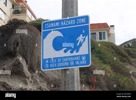 Tsunami hazard warning signs near California beach Stock Photo - Alamy