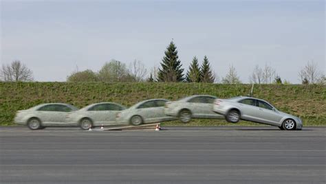 Mercedes Automated Driving Safety System | CarSession