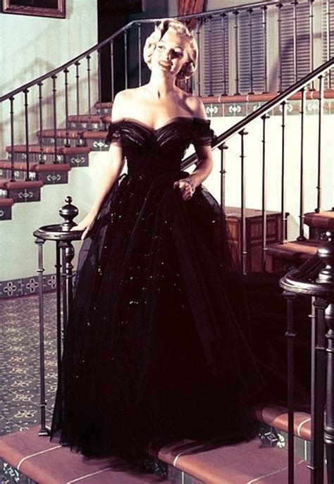 Marilyn Monroe at the 1951 Academy Awards. | Ball gowns, Oscar gowns, Hollywood glamour