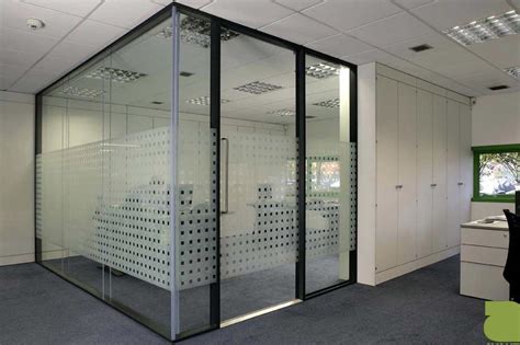8 Glass Office Door Designs to Modernize Your Office | Avanti Systems