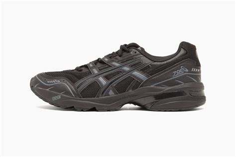 ASICS GEL-1090 "Triple Black" Release | Hypebeast