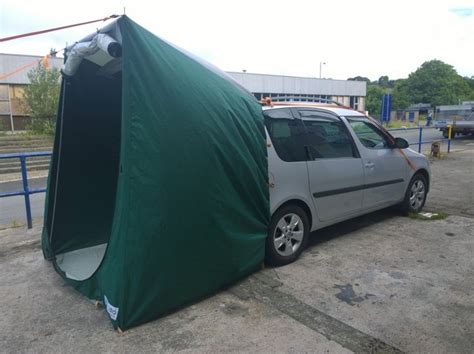 Skoda Roomster RV Mini Camper with an Amdro Boot Tent | Mini camper, Car tent, Camping trailer