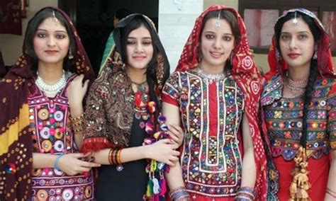 Pakistani Culture Facts: Everything You Need To Know About It|Parhlo.com