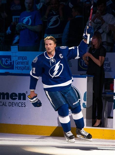 #LL @LUFELIVE #thepursuitofprogression #Hockey #NHL Steven Stamkos ...