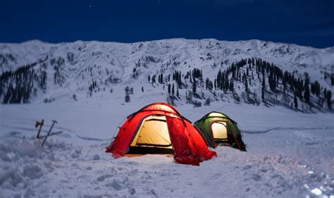 The Winter Camping Gear Checklist for Beginners