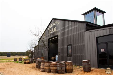 Treaty Oak Distillery Austin Tx - PELAJARAN